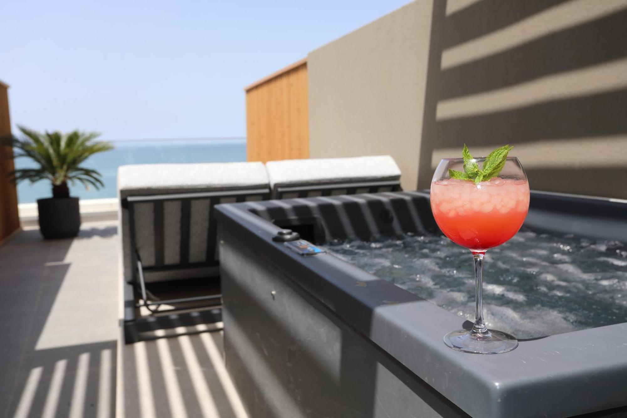 Ammos Suites Rethymno  Exterior photo