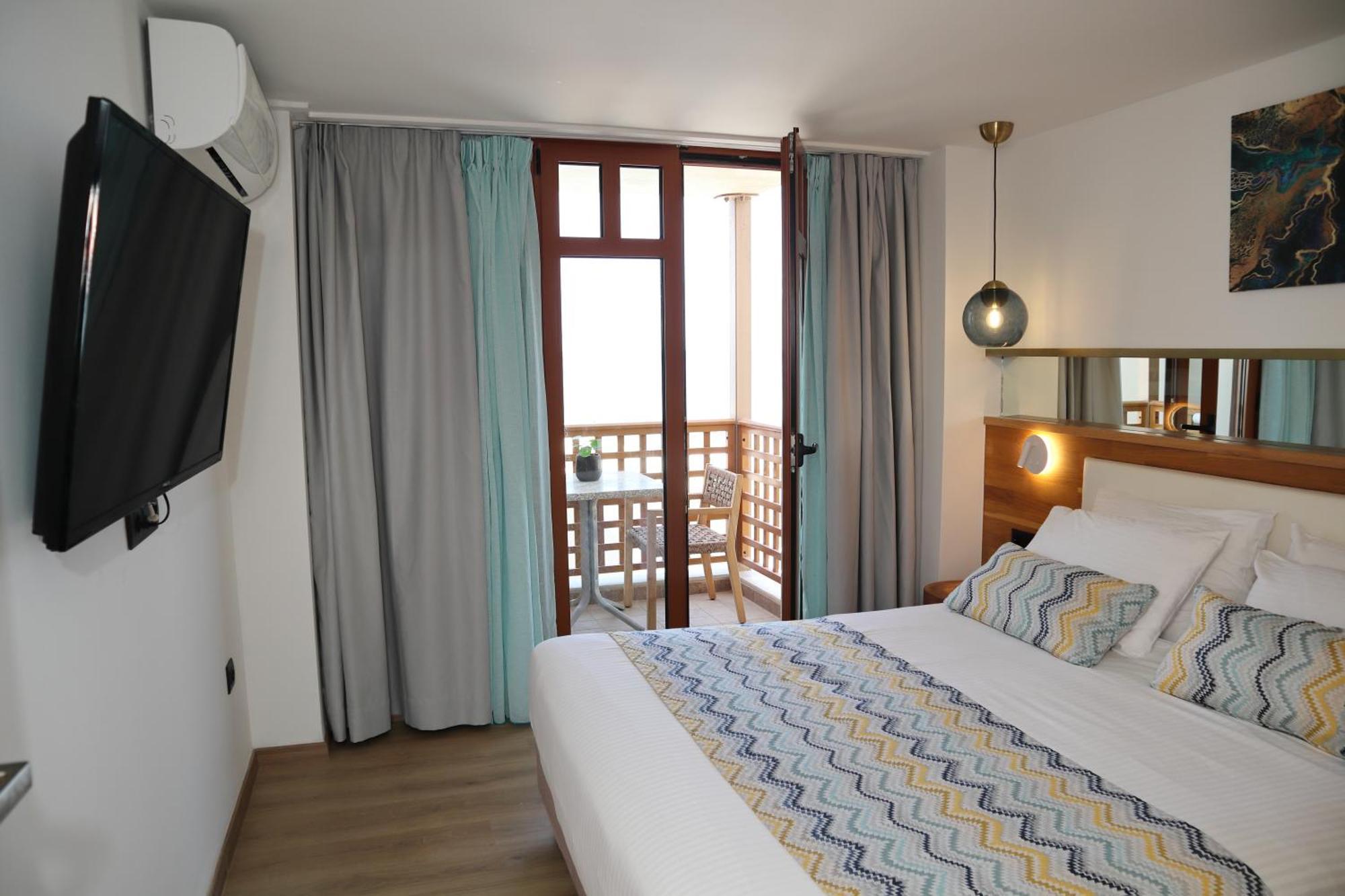 Ammos Suites Rethymno  Exterior photo